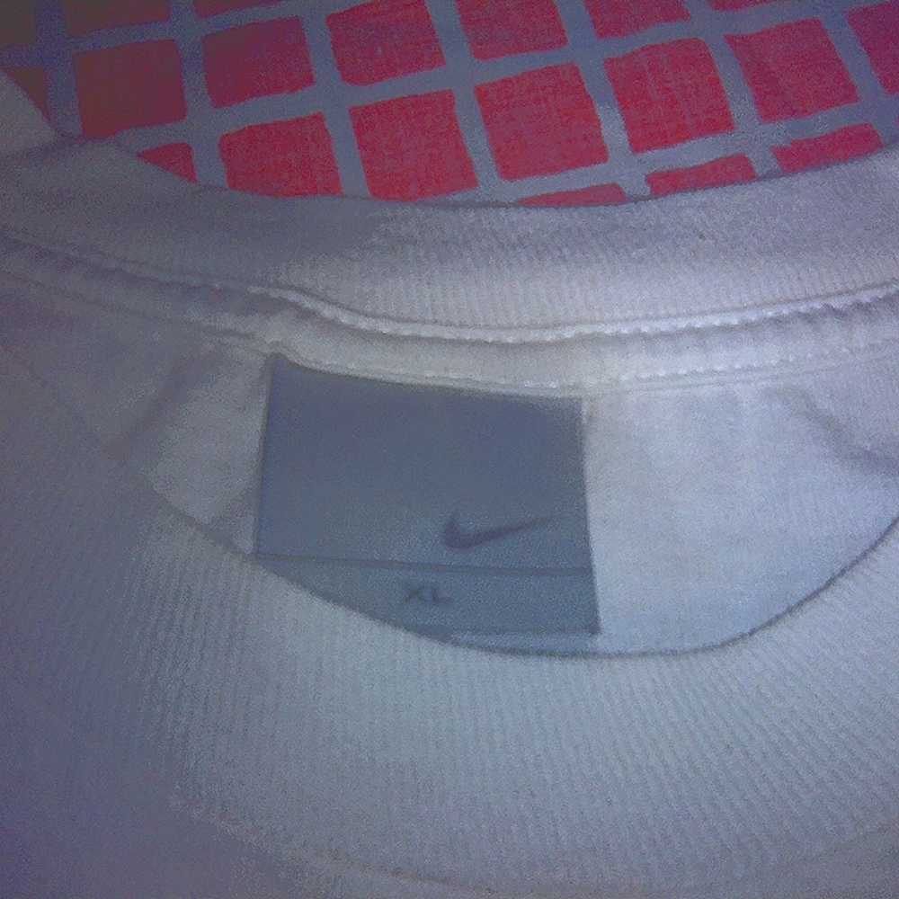 XL White NIKE AIR Tee Shirt - Picture 3 of 3